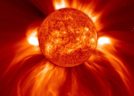 На Солнце обнаружены гигантские вихри плазмы